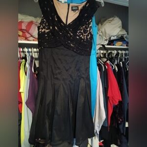 Dress Barn Black and Cream Lace Prom Dress